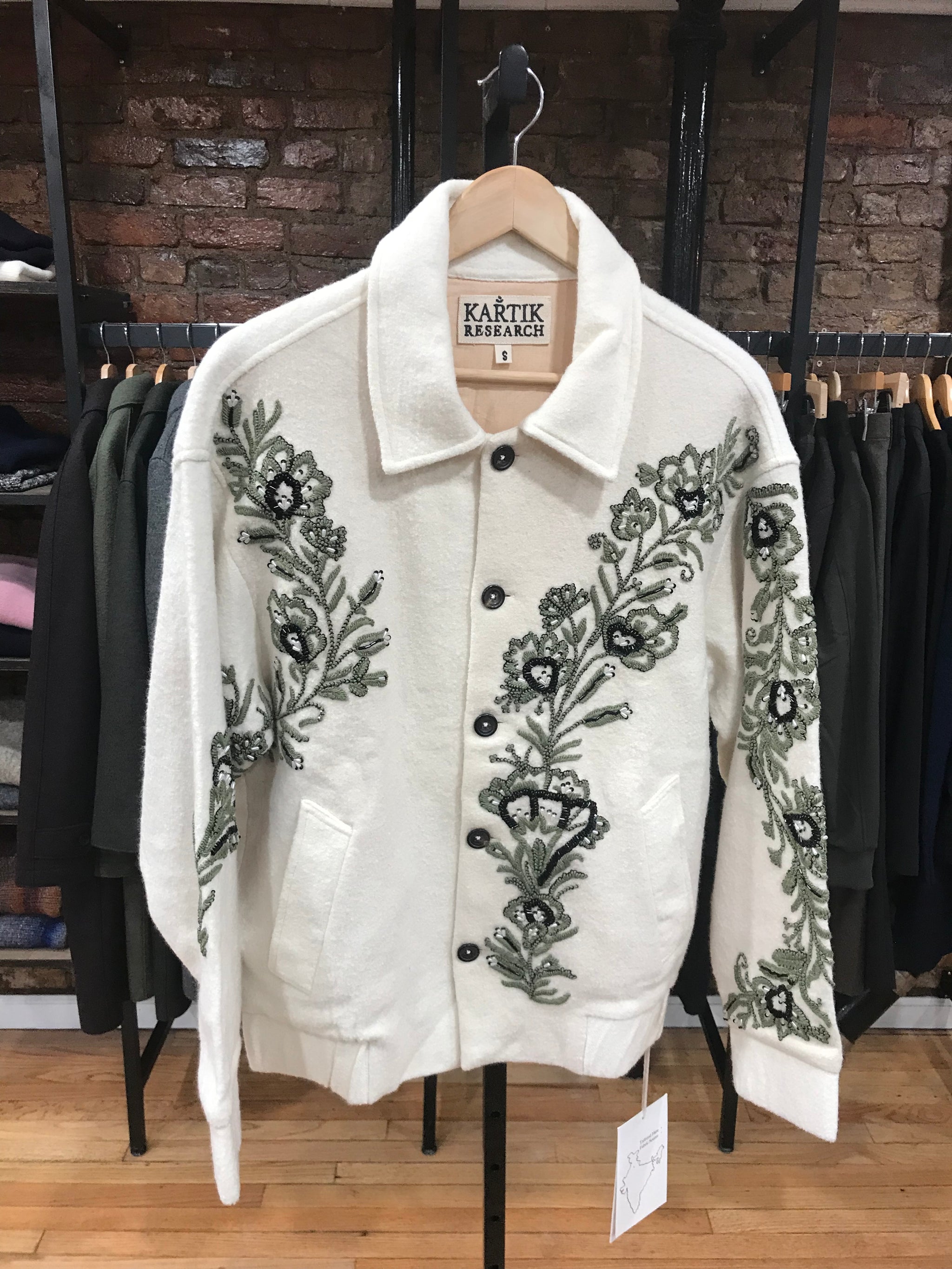 様 KARU RESEARCH CROPPED JACKET 【公式通販】